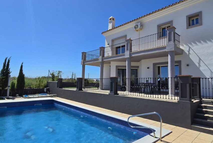 R5026795-Villa-For-Sale-Mijas-Golf-Detached-3-Beds-250-Built-1