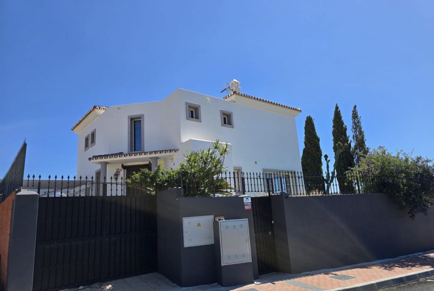 R5026795-Villa-For-Sale-Mijas-Golf-Detached-3-Beds-250-Built-15