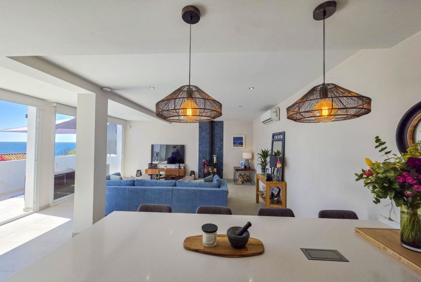 R5026831-Villa-For-Sale-Estepona-Detached-4-Beds-165-Built-12