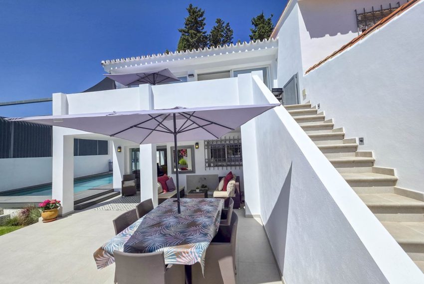 R5026831-Villa-For-Sale-Estepona-Detached-4-Beds-165-Built-4