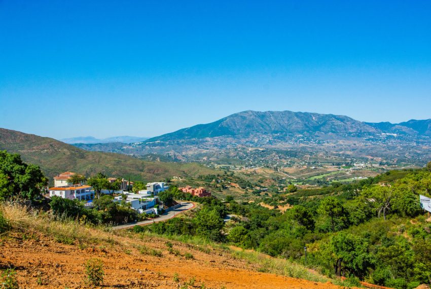 R5026882-Villa-For-Sale-La-Mairena-Detached-4-Beds-392-Built-2