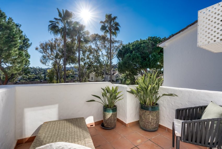 R5027035-Townhouse-For-Sale-Nueva-Andalucia-Terraced-3-Beds-180-Built-13