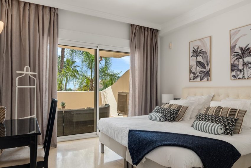 R5027089-Apartment-For-Sale-Nueva-Andalucia-Ground-Floor-2-Beds-87-Built-10