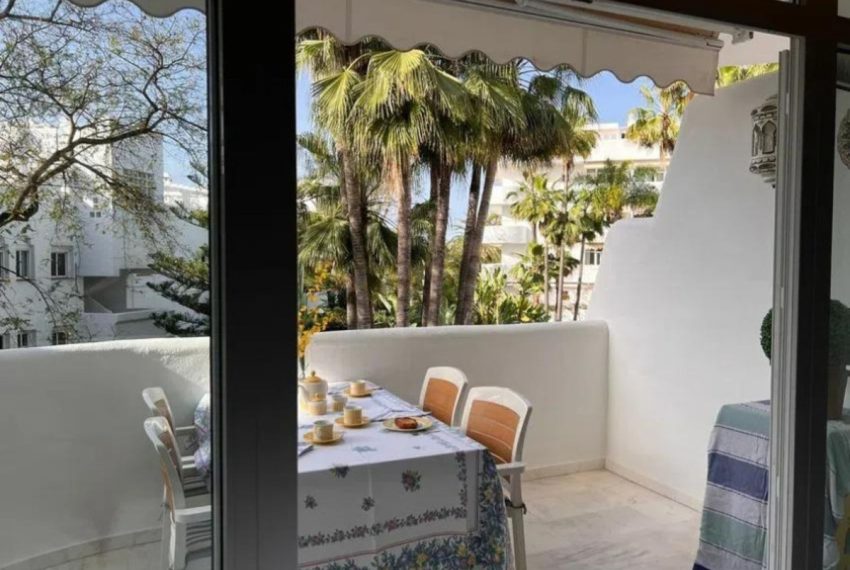 R5032129-Apartment-For-Sale-The-Golden-Mile-Middle-Floor-4-Beds-135-Built-18
