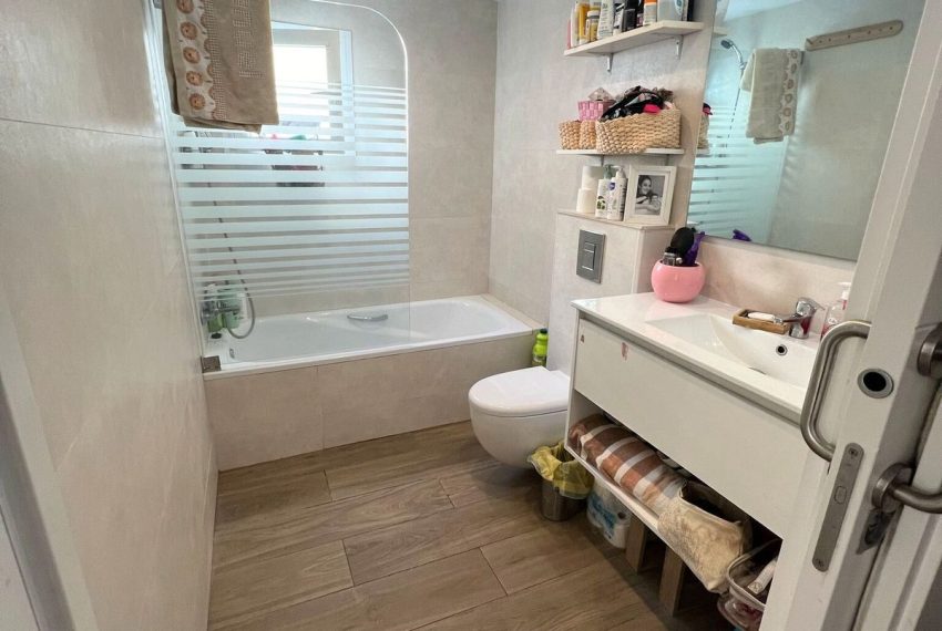 R5032192-Apartment-For-Sale-Marbella-Penthouse-2-Beds-80-Built-9