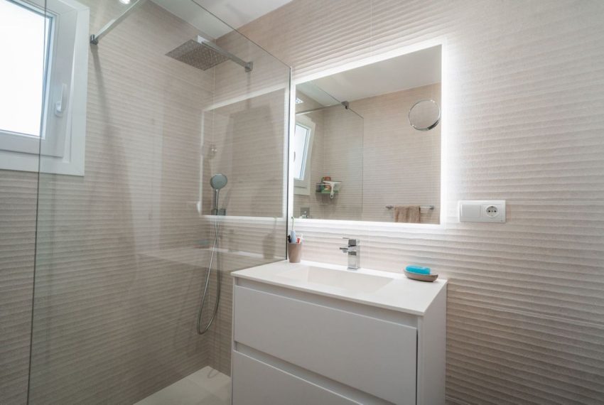 R5032201-Villa-For-Sale-Benamara-Detached-3-Beds-124-Built-16