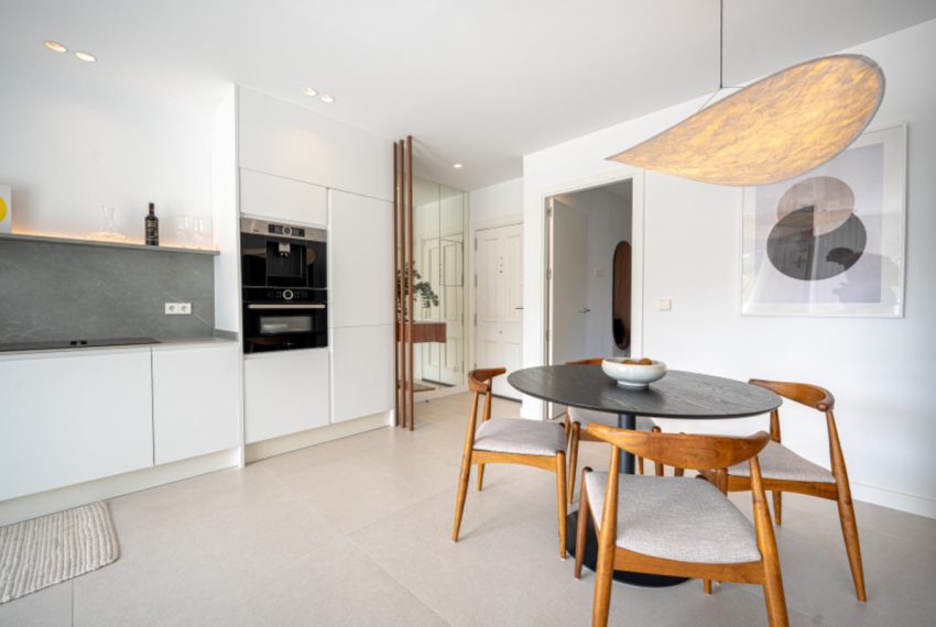 R5032477-Apartment-For-Sale-Benahavis-Middle-Floor-2-Beds-110-Built-9