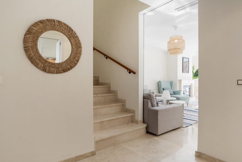 R5032516-Apartment-For-Sale-Nueva-Andalucia-Duplex-4-Beds-186-Built-18