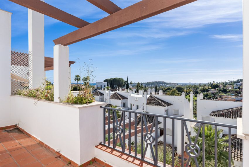R5032516-Apartment-For-Sale-Nueva-Andalucia-Duplex-4-Beds-186-Built-19