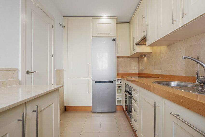 R5032516-Apartment-For-Sale-Nueva-Andalucia-Duplex-4-Beds-186-Built-8