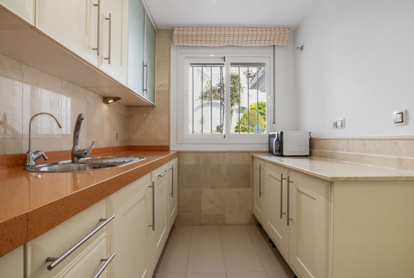 R5032516-Apartment-For-Sale-Nueva-Andalucia-Duplex-4-Beds-186-Built-9