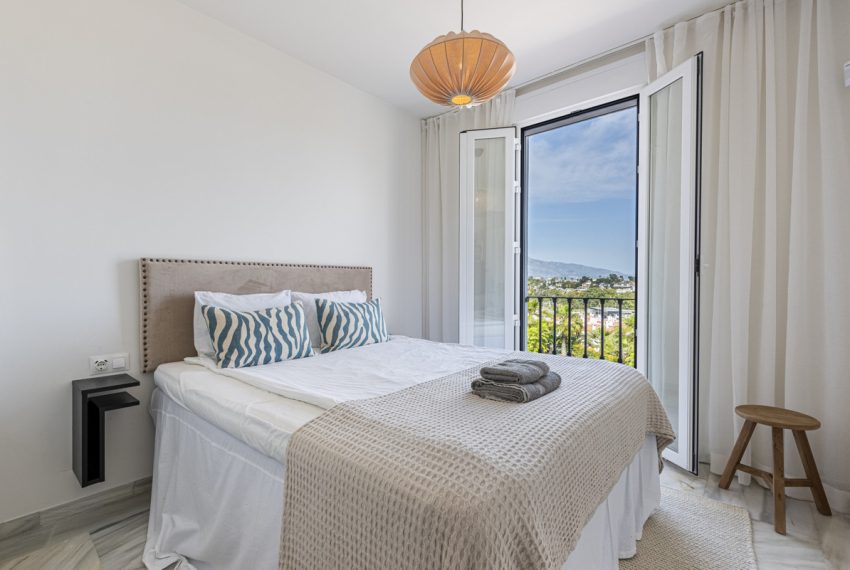 R5032591-Townhouse-For-Sale-Estepona-Terraced-5-Beds-226-Built-16