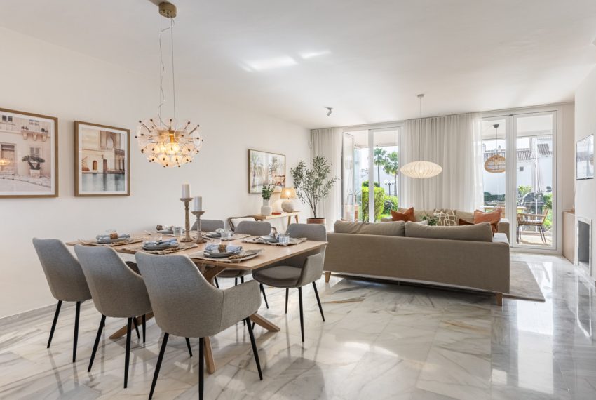 R5032591-Townhouse-For-Sale-Estepona-Terraced-5-Beds-226-Built-9