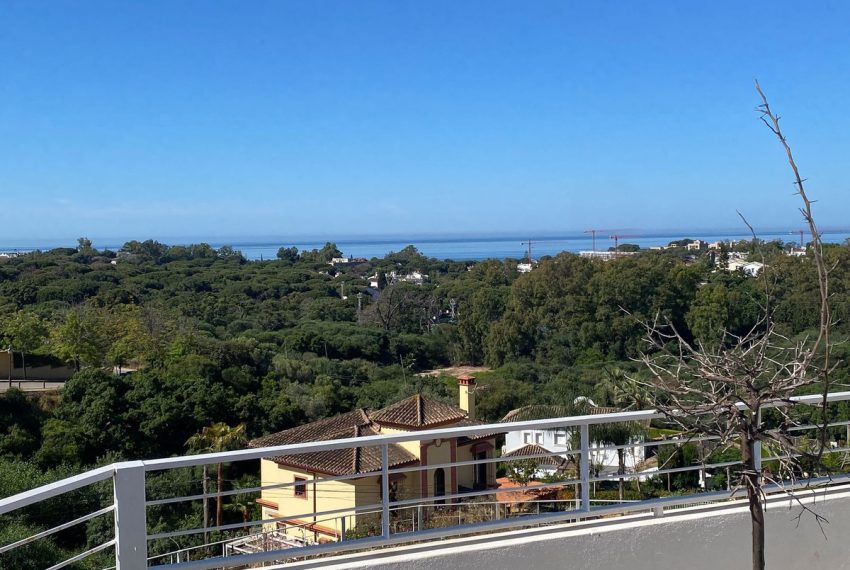 R5033992-Villa-For-Sale-Elviria-Detached-6-Beds-395-Built-16