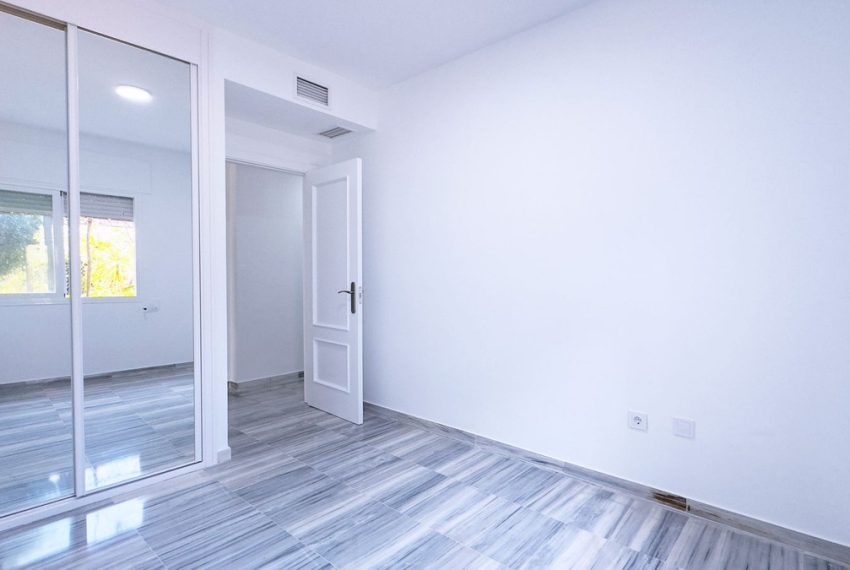 R5034214-Apartment-For-Sale-Marbella-Ground-Floor-4-Beds-125-Built-17