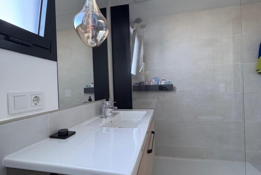 R5034313-Apartment-For-Sale-La-Cala-de-Mijas-Penthouse-2-Beds-99-Built-14