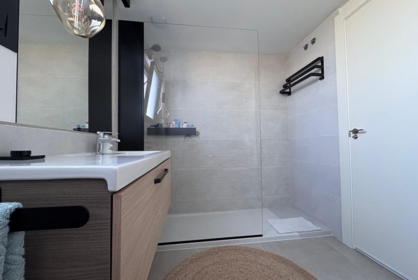 R5034313-Apartment-For-Sale-La-Cala-de-Mijas-Penthouse-2-Beds-99-Built-17