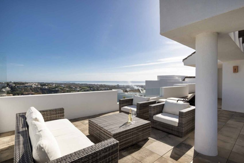 R5034328-Apartment-For-Sale-New-Golden-Mile-Penthouse-3-Beds-220-Built-2
