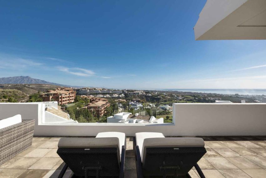R5034328-Apartment-For-Sale-New-Golden-Mile-Penthouse-3-Beds-220-Built-4