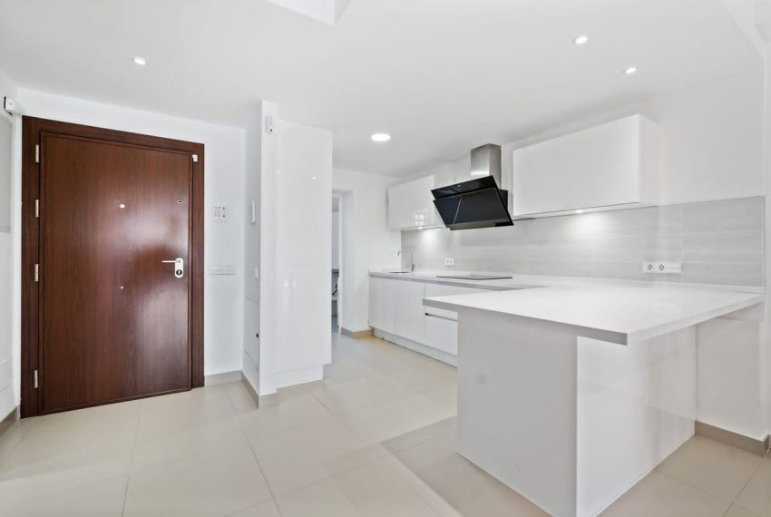 R5034655-Villa-For-Sale-Benahavis-Semi-Detached-3-Beds-266-Built-3