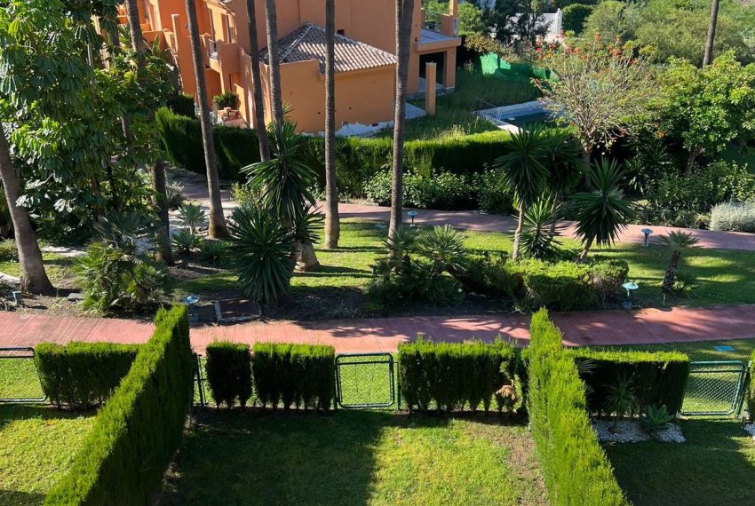 R5034655-Villa-For-Sale-Benahavis-Semi-Detached-3-Beds-266-Built
