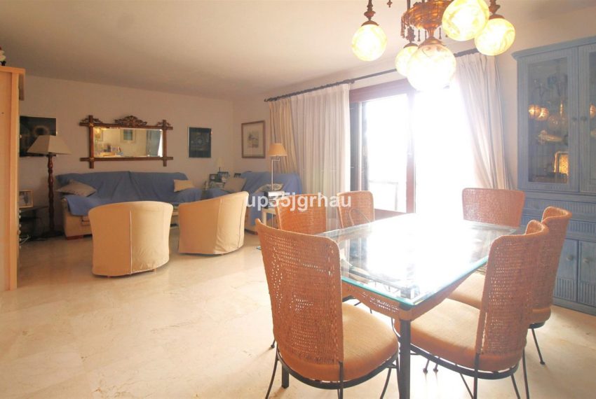 R5034667-Apartment-For-Sale-Estepona-Penthouse-4-Beds-150-Built-2
