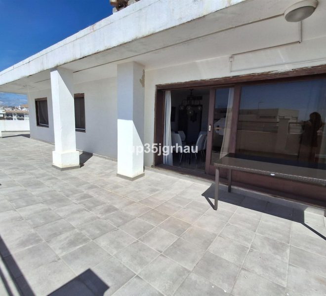 R5034667-Image 1-Penthouse - 4 Beds - 150 Built