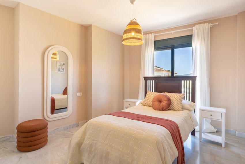 R5034697-Apartment-For-Sale-Guaro-Penthouse-3-Beds-114-Built-15