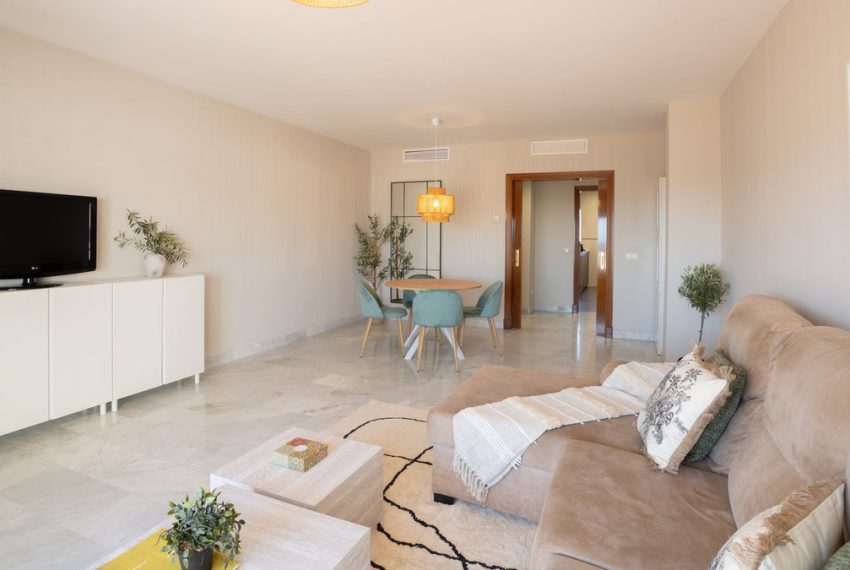 R5034697-Apartment-For-Sale-Guaro-Penthouse-3-Beds-114-Built-2
