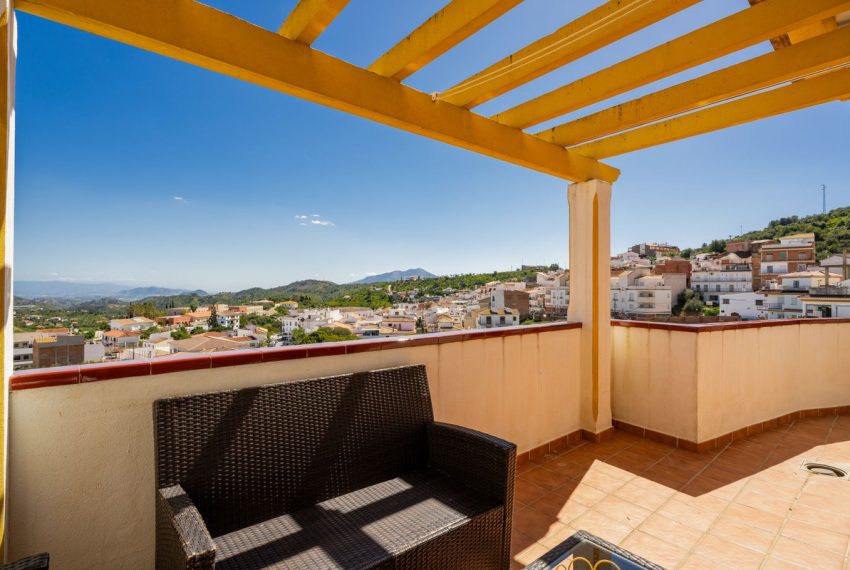 R5034697-Apartment-For-Sale-Guaro-Penthouse-3-Beds-114-Built-7