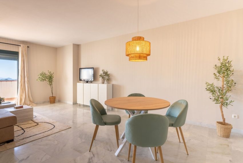 R5034697-Apartment-For-Sale-Guaro-Penthouse-3-Beds-114-Built-8
