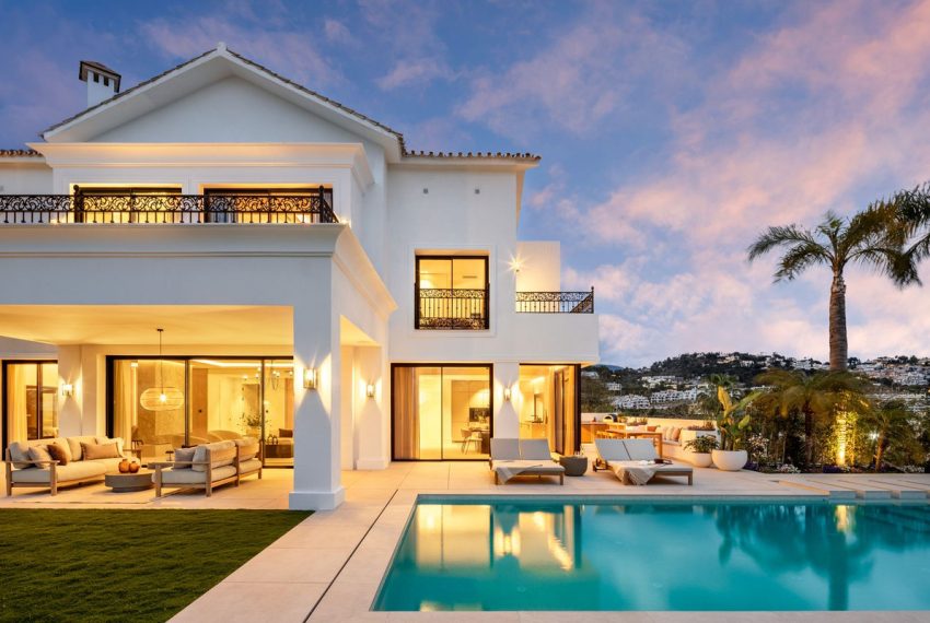 R5034784-Villa-For-Sale-Los-Arqueros-Detached-5-Beds-522-Built