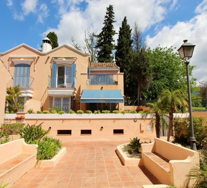 R5034796-Image 1-Terraced - 2 Beds - 200 Built