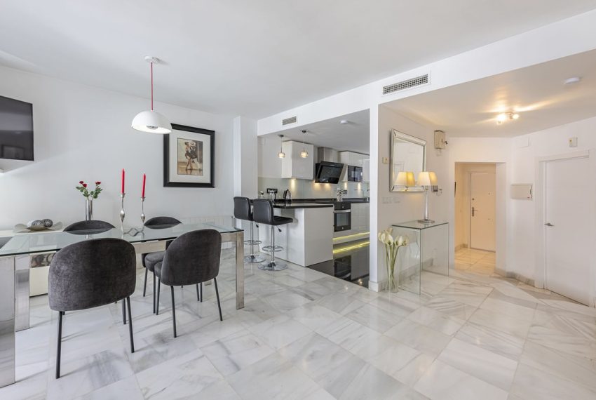 R5034868-Townhouse-For-Sale-Marbella-Terraced-4-Beds-156-Built-1