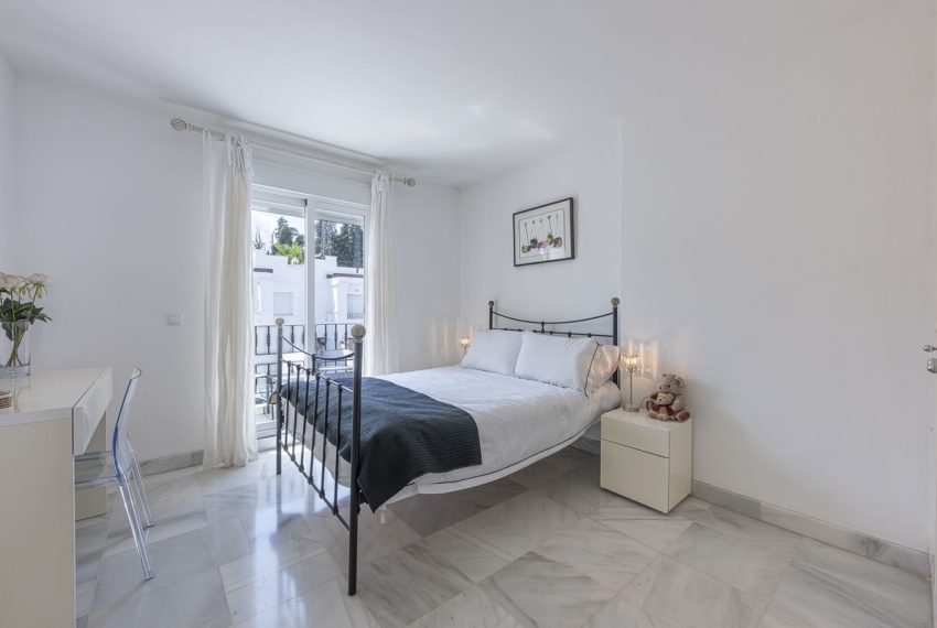 R5034868-Townhouse-For-Sale-Marbella-Terraced-4-Beds-156-Built-4