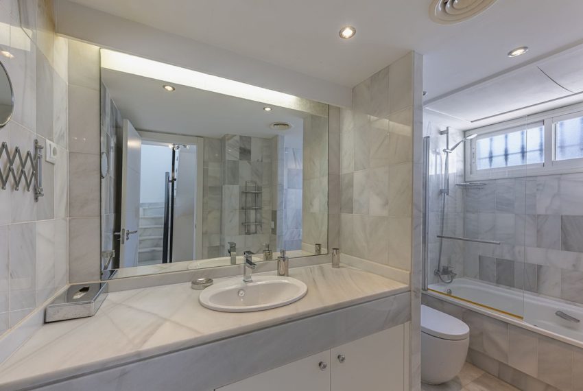 R5034868-Townhouse-For-Sale-Marbella-Terraced-4-Beds-156-Built-6