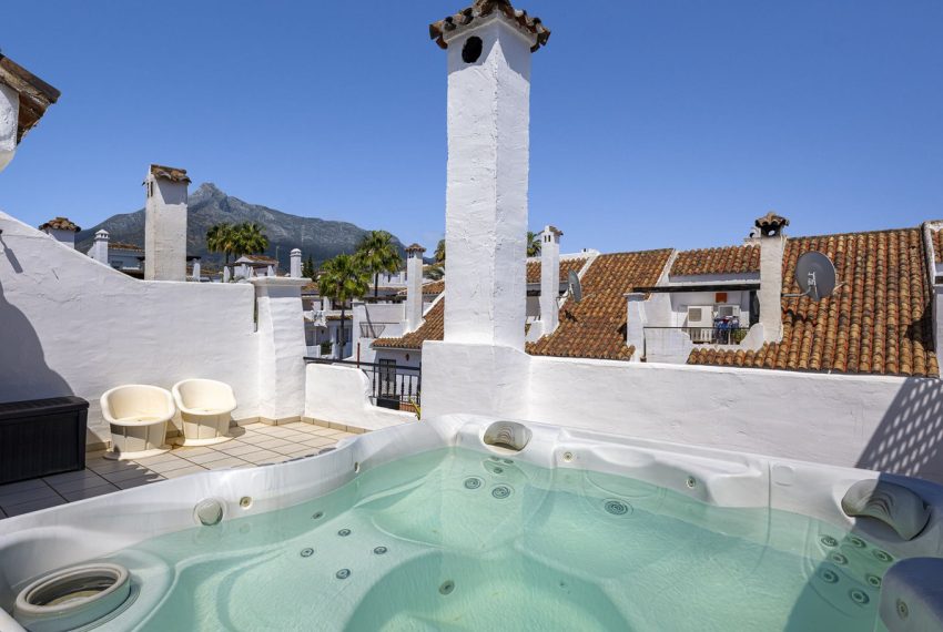 R5034868-Townhouse-For-Sale-Marbella-Terraced-4-Beds-156-Built