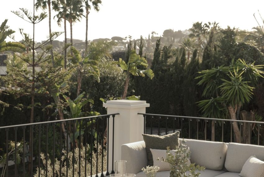 R5035030-Villa-For-Sale-Nueva-Andalucia-Detached-6-Beds-601-Built-16