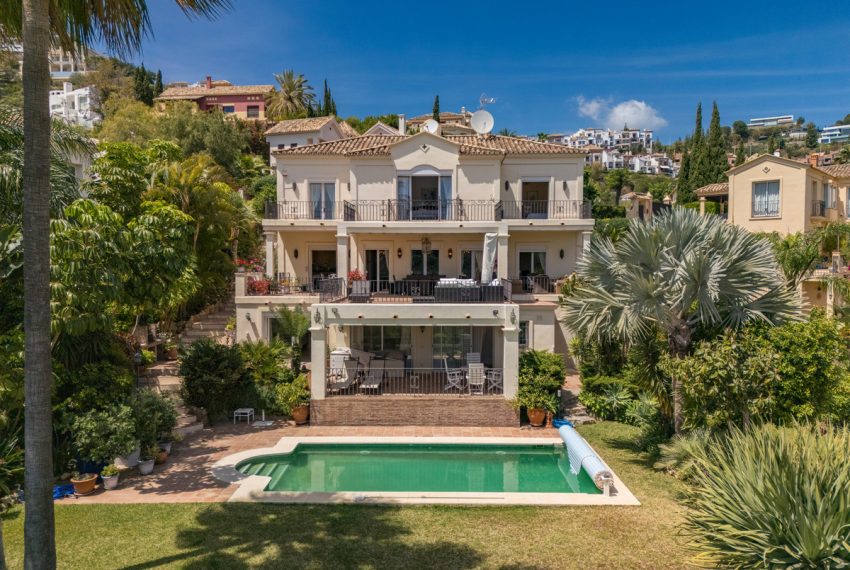 R5035141-Villa-For-Sale-Los-Arqueros-Detached-5-Beds-379-Built-1