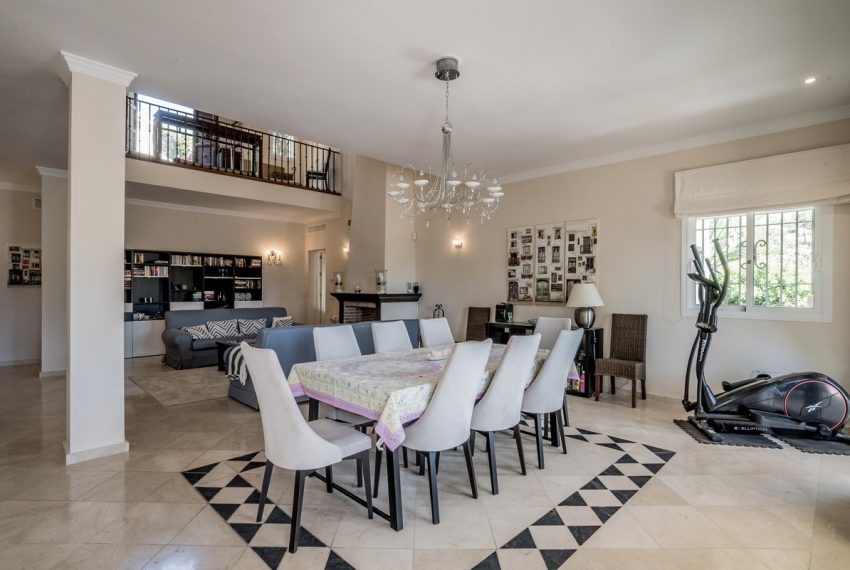 R5035141-Villa-For-Sale-Los-Arqueros-Detached-5-Beds-379-Built-6