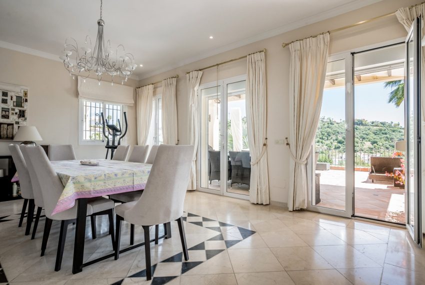 R5035141-Villa-For-Sale-Los-Arqueros-Detached-5-Beds-379-Built-7
