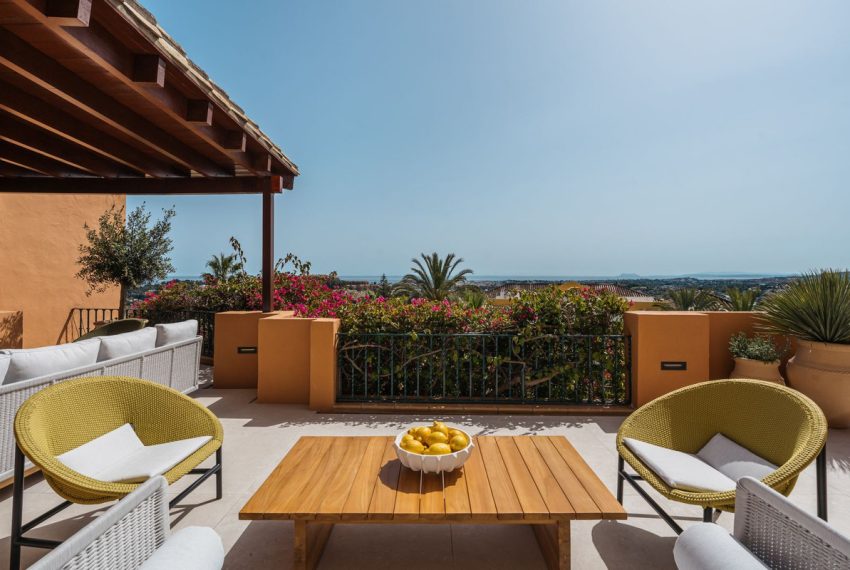 R5037205-Apartment-For-Sale-Nueva-Andalucia-Ground-Floor-4-Beds-215-Built-11
