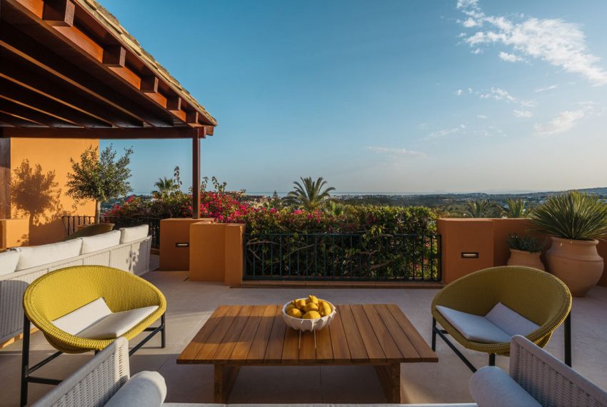 R5037205-Apartment-For-Sale-Nueva-Andalucia-Ground-Floor-4-Beds-215-Built-16