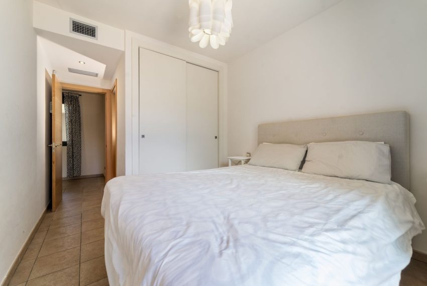 R5037454-Apartment-For-Sale-La-Cala-de-Mijas-Middle-Floor-2-Beds-90-Built-10
