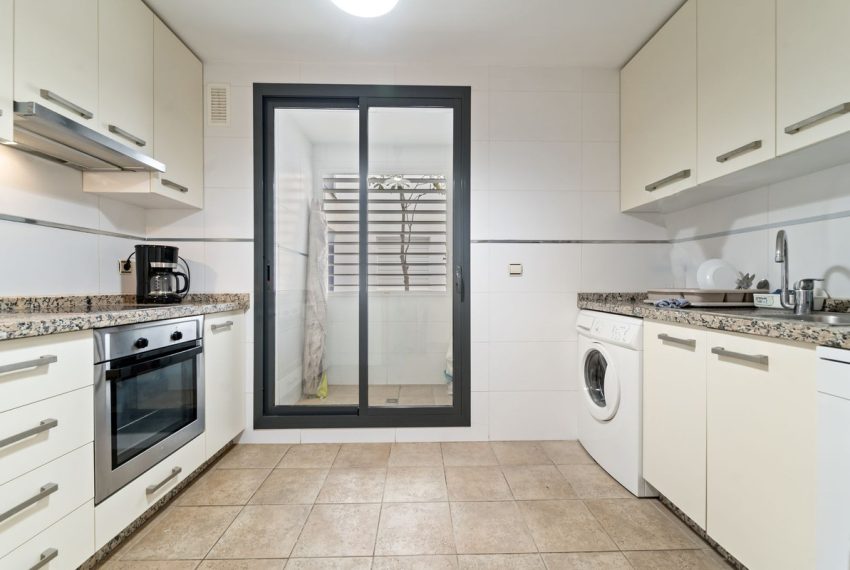 R5037454-Apartment-For-Sale-La-Cala-de-Mijas-Middle-Floor-2-Beds-90-Built-2