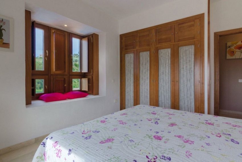 R5037514-Villa-For-Sale-Estepona-Finca-4-Beds-240-Built-16