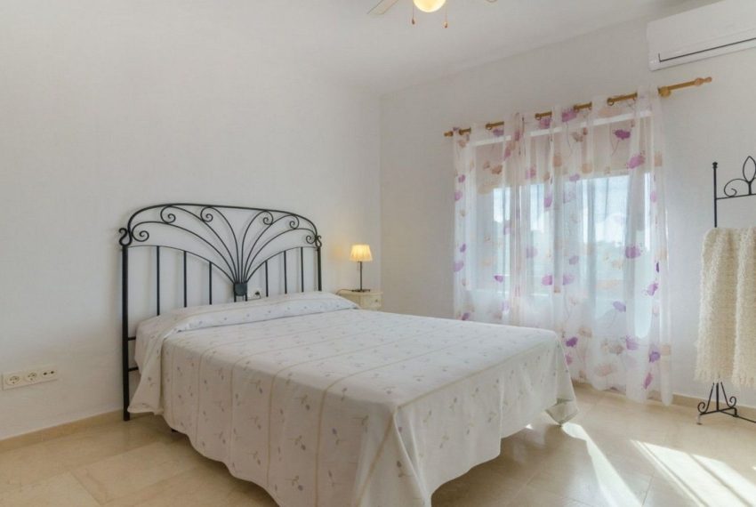 R5037514-Villa-For-Sale-Estepona-Finca-4-Beds-240-Built-19