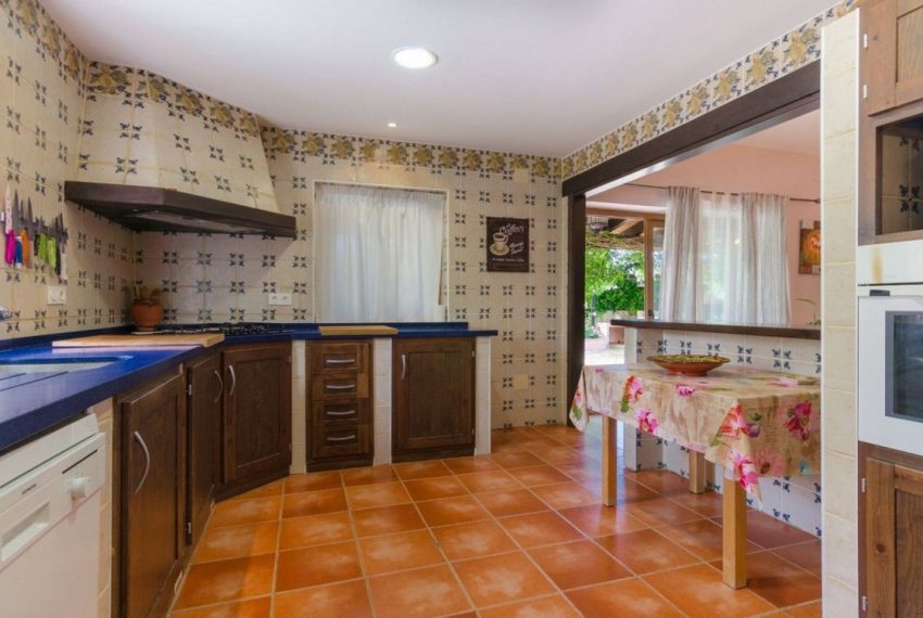 R5037514-Villa-For-Sale-Estepona-Finca-4-Beds-240-Built-9