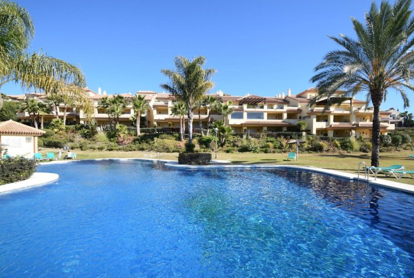 R5037562-Apartment-For-Sale-Nueva-Andalucia-Ground-Floor-2-Beds-104-Built