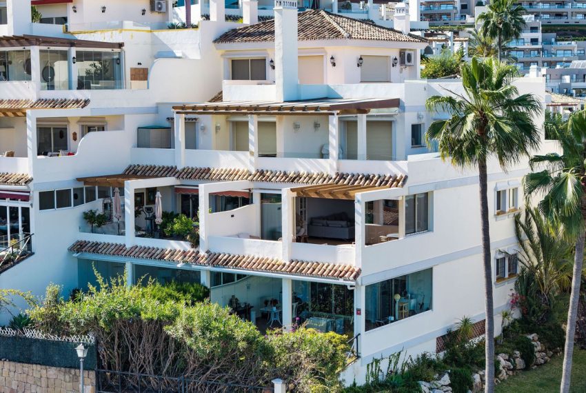 R5038777-Apartment-For-Sale-Nueva-Andalucia-Middle-Floor-2-Beds-100-Built-1